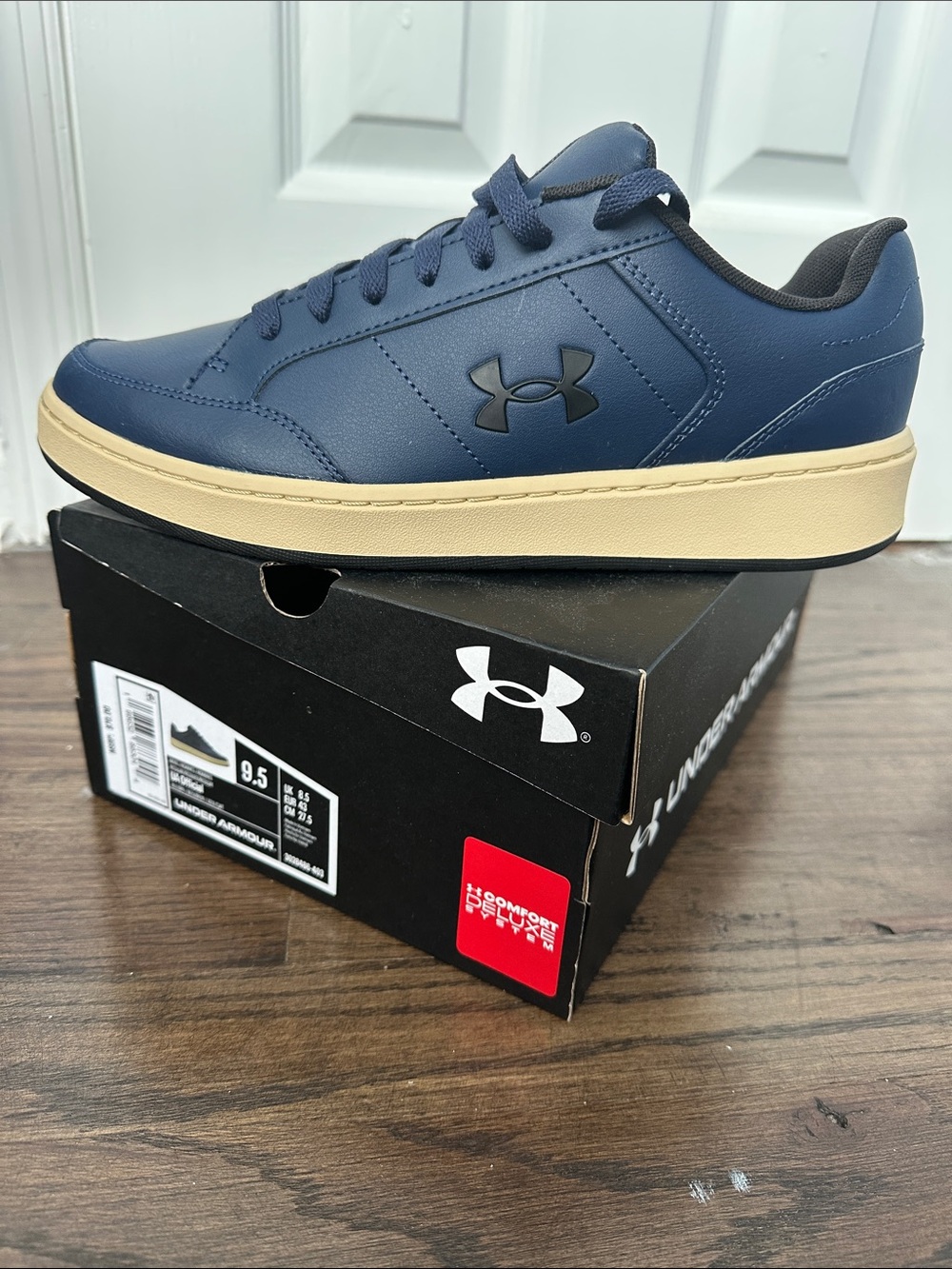 Under Armour Navy and Cream Low-Top Sneakers